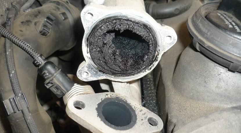 what damage can a faulty egr valve cause