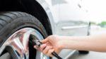 How to Check Tire Pressure without A Gauge