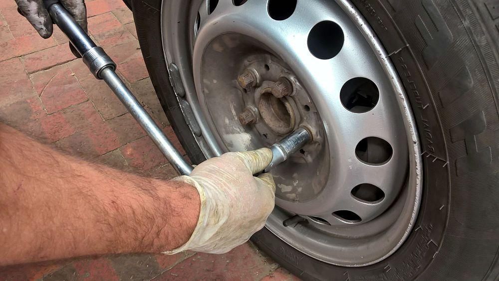 What is the Best Lug Wrench